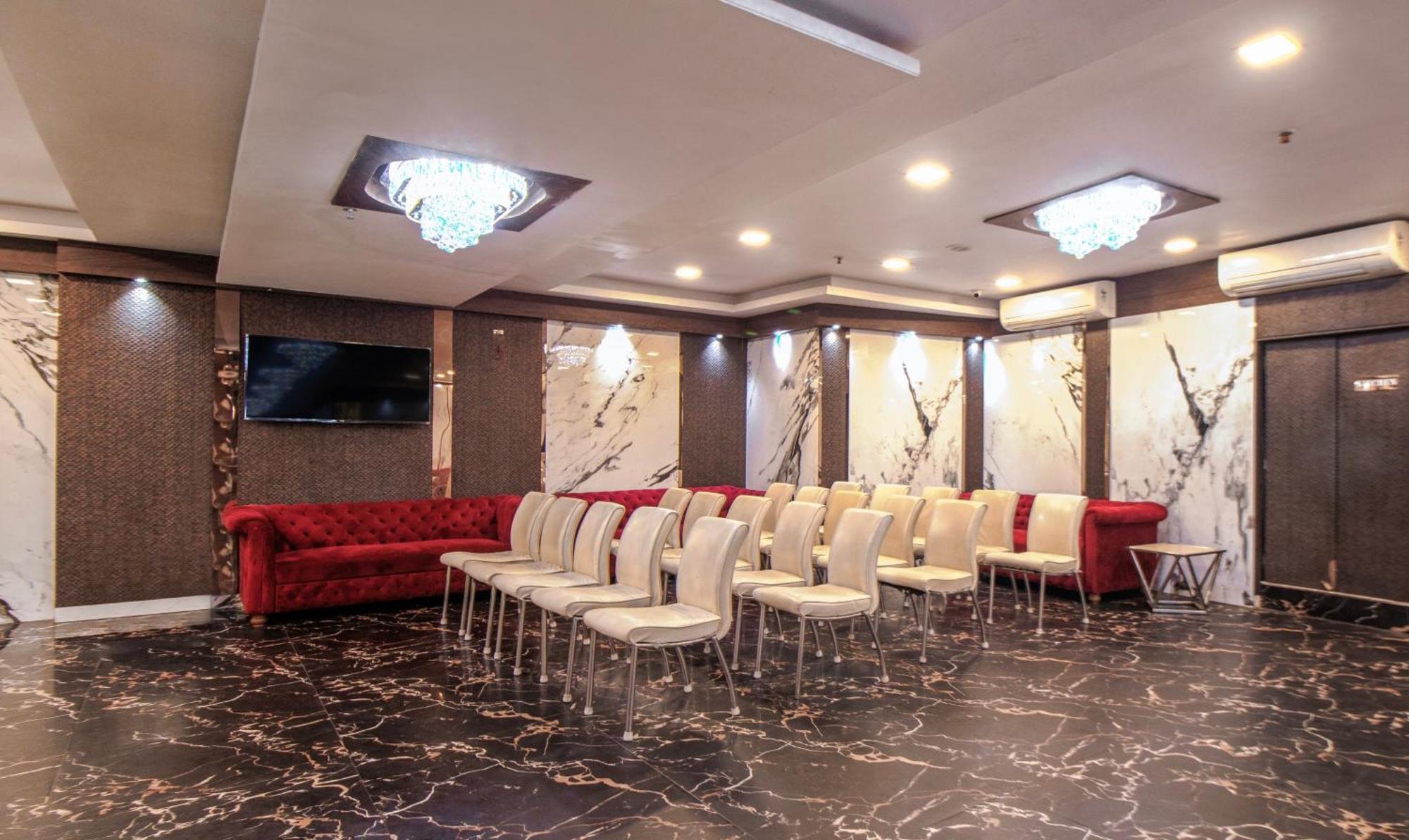 Hotel Orion Crystal Calcutta Exterior foto