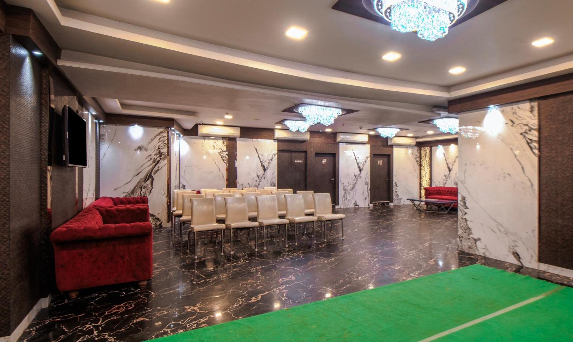 Hotel Orion Crystal Calcutta Exterior foto