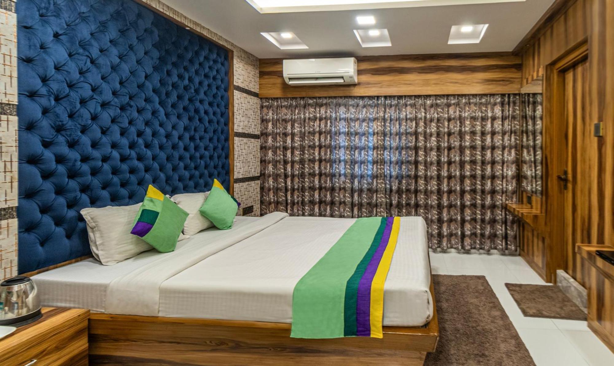 Hotel Orion Crystal Calcutta Exterior foto